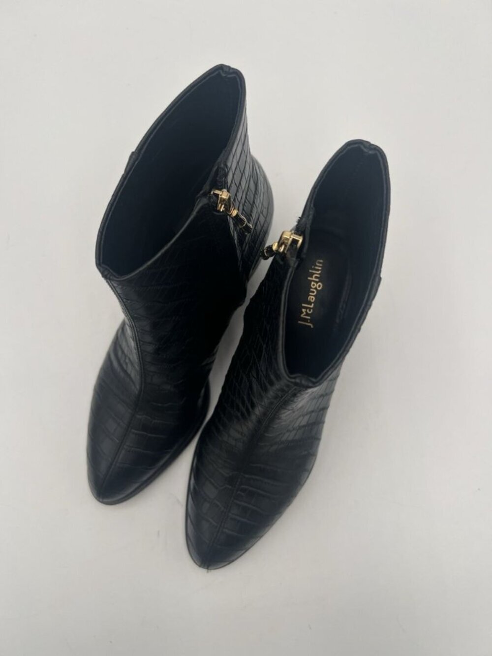 J McLaughlin Women’s 7.5 Black Croc Embossed Leather Ankle Boots Side Zip